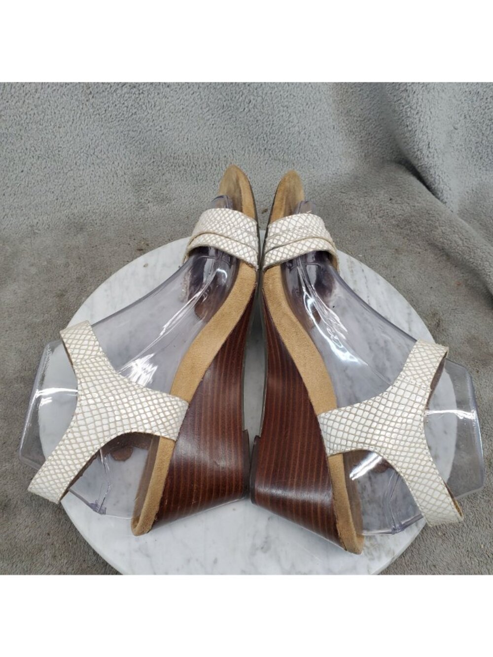 Vionic Shoes Womens Size 8 Noble Laurie White Leather Wedge Sandals - Picture 6 of 11